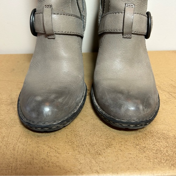 Born Natasha Taupe Leather Boots Sz 6.5 EUC - Picture 4 of 13